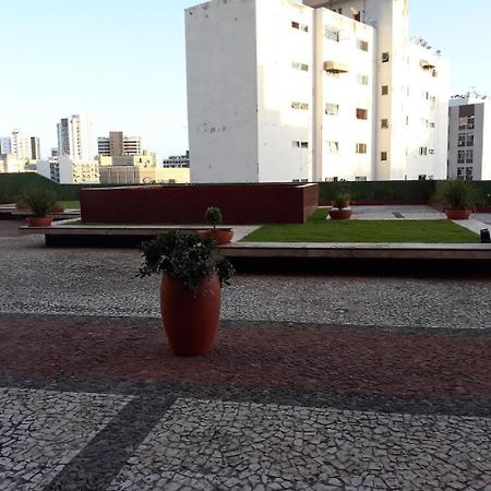 Maravilhoso Apartamento 2 Quartos Com Ofuro Porto Da Barra Salvador Summer Barra Flat Exterior photo