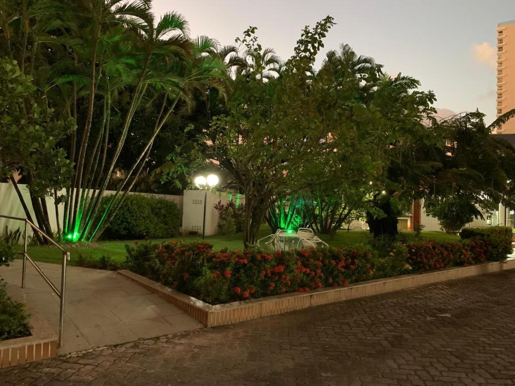 Maravilhoso Apartamento 2 Quartos Com Ofuro Porto Da Barra Salvador Summer Barra Flat Exterior photo